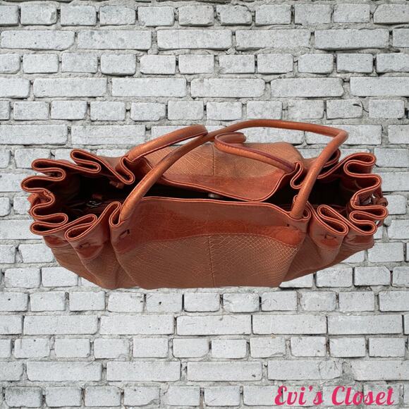 Roberta Gandolfi Italian Leather Shoulder Bag Excellent Condition. - Picture 1 of 7